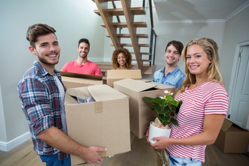Packing supplies for homes and businesses near Crystal Palace