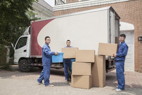 Movers Crystalpalace team handling a local move with care and organisation