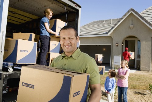 Choosing the right moving truck size for a Crystal Palace move
